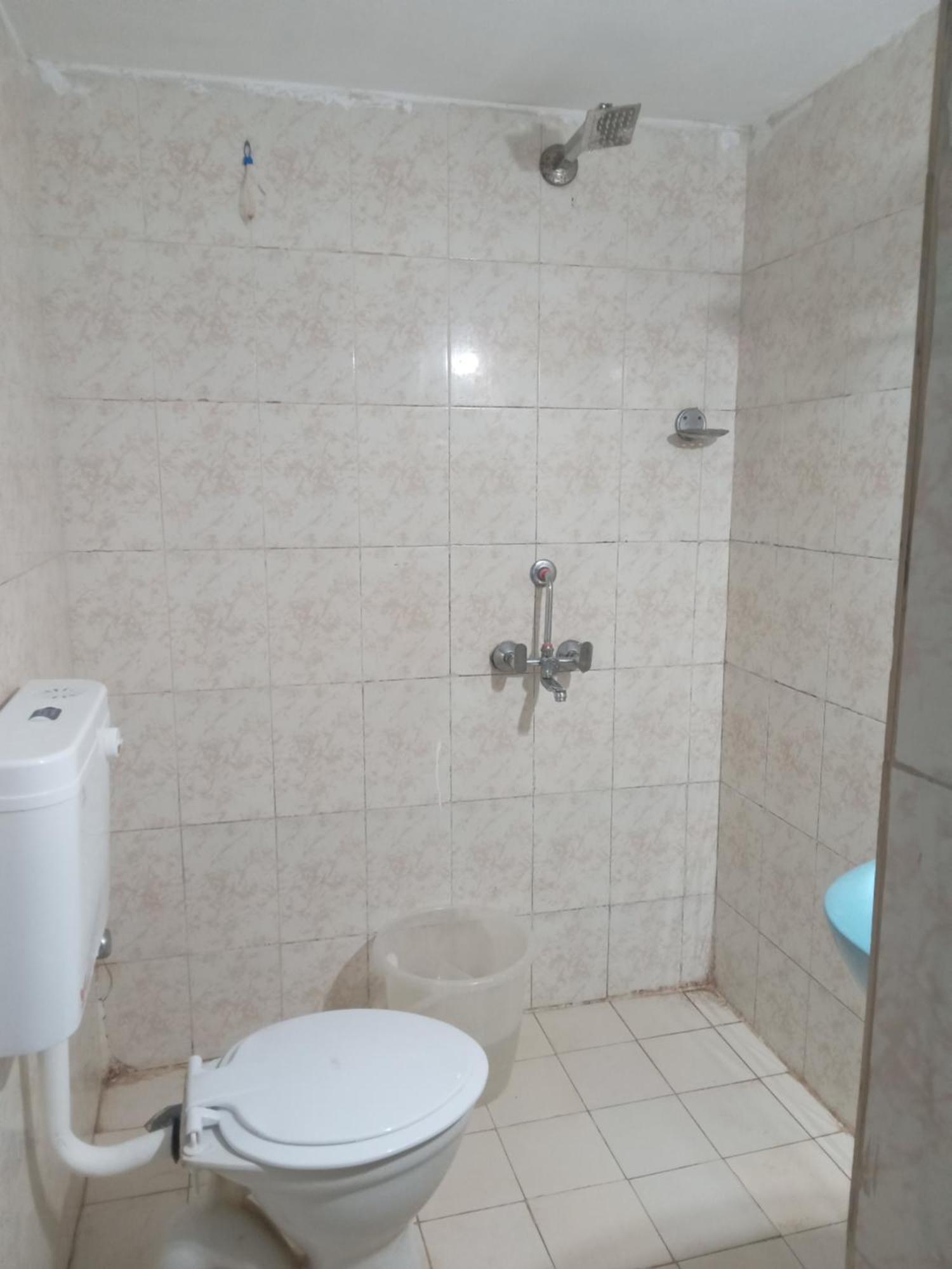 Kapil Traders Bed & Breakfast New Delhi Bagian luar foto