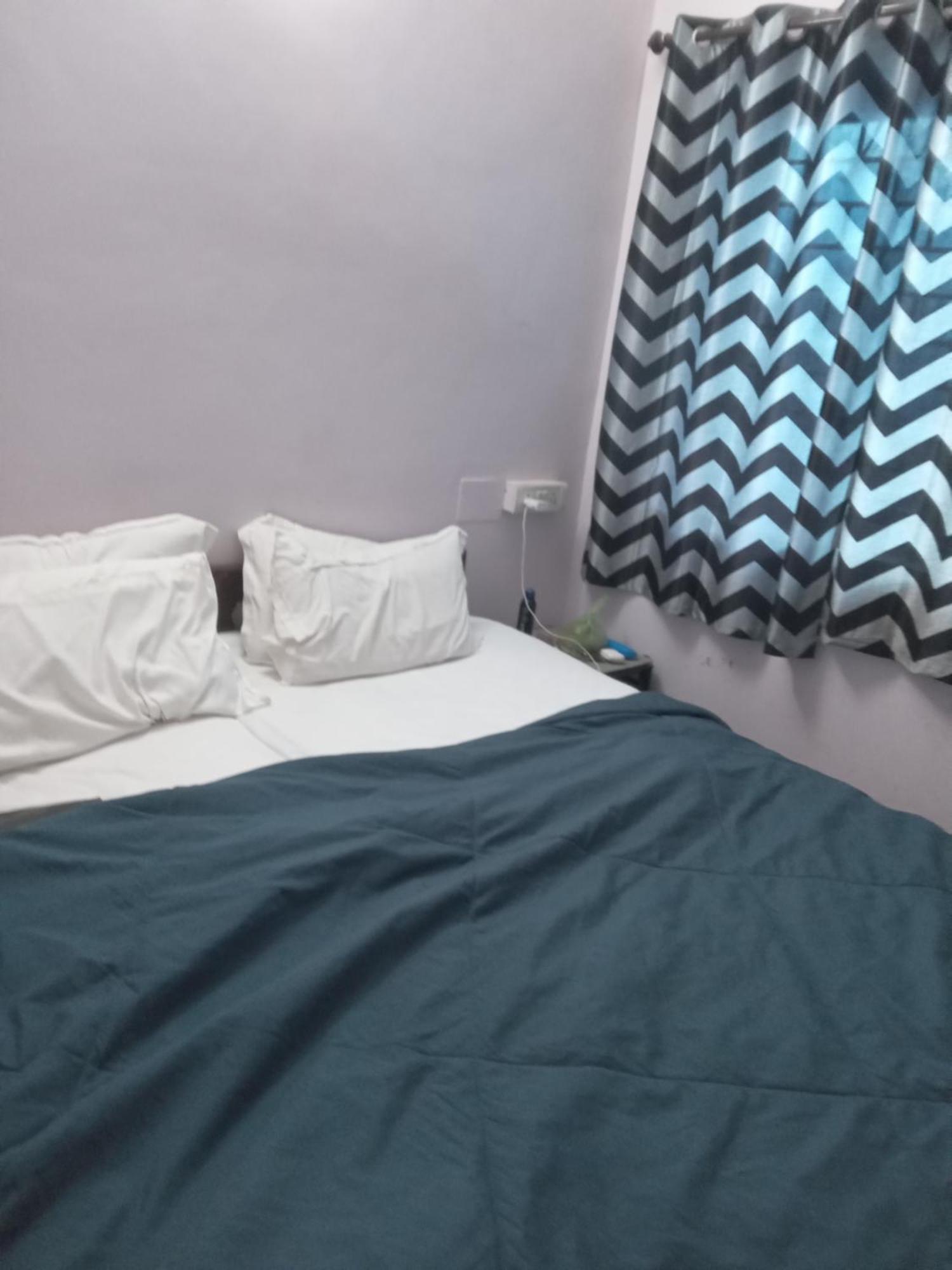 Kapil Traders Bed & Breakfast New Delhi Bagian luar foto