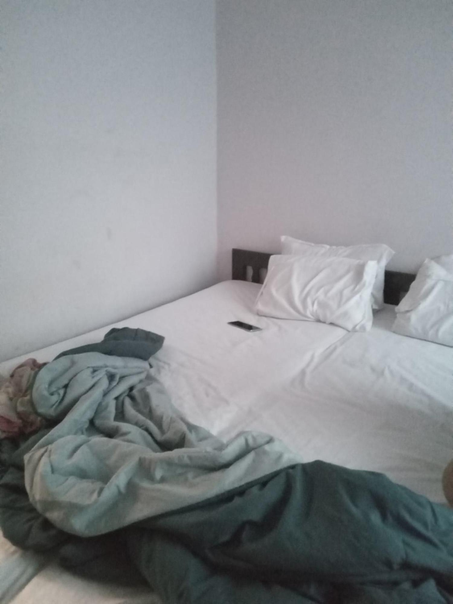 Kapil Traders Bed & Breakfast New Delhi Bagian luar foto