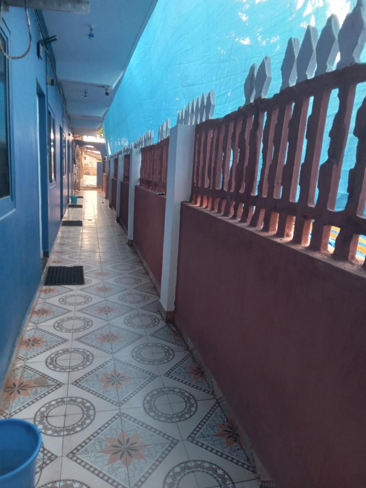 Kapil Traders Bed & Breakfast New Delhi Bagian luar foto